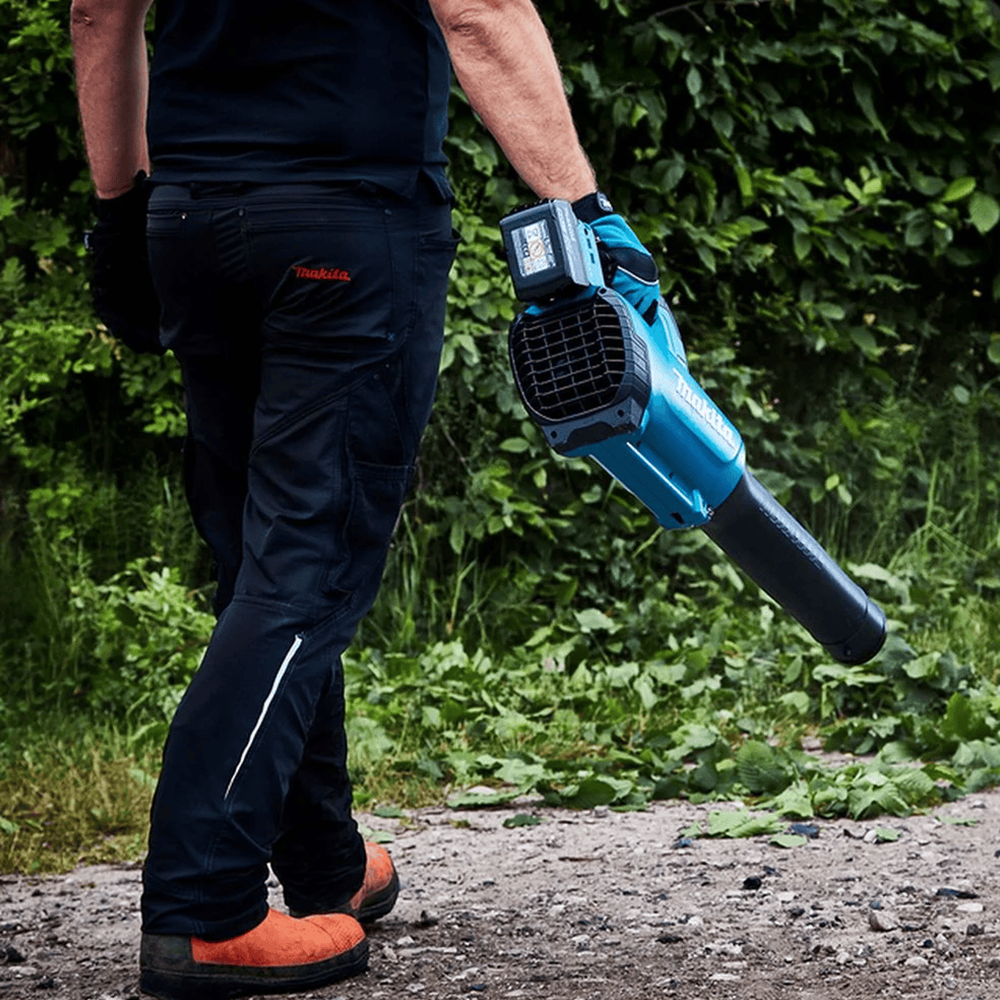 SOPRADOR DE AR/FOLHAS A BATERIA 18V MAKITA DUB184RT - SOMENTE A MÁQUINA + BATERIA 5.0AH BL1850B + CARREGADOR BIVOLT DC18WC - Imagem 5