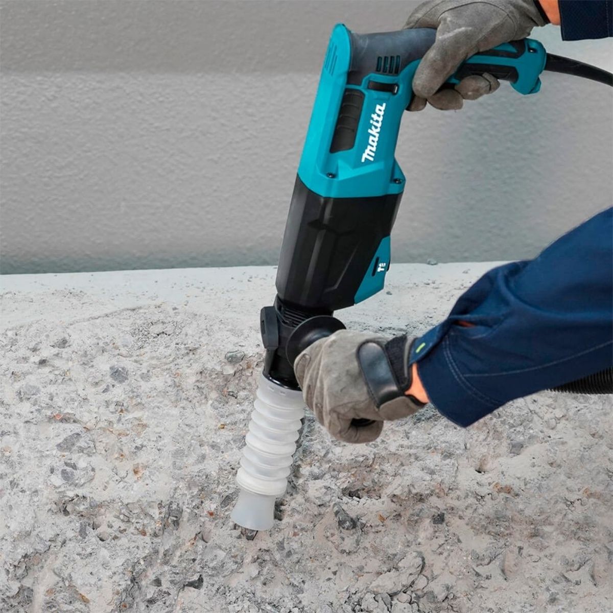 MARTELETE COMBINADO SDS-PLUS 800W 3.0J MAKITA 220V HR2670 - Imagem 5